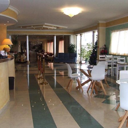 Hotel Ulisse Maida エクステリア 写真