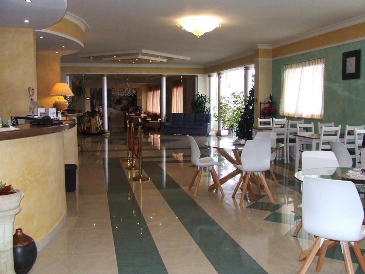 Hotel Ulisse Maida エクステリア 写真